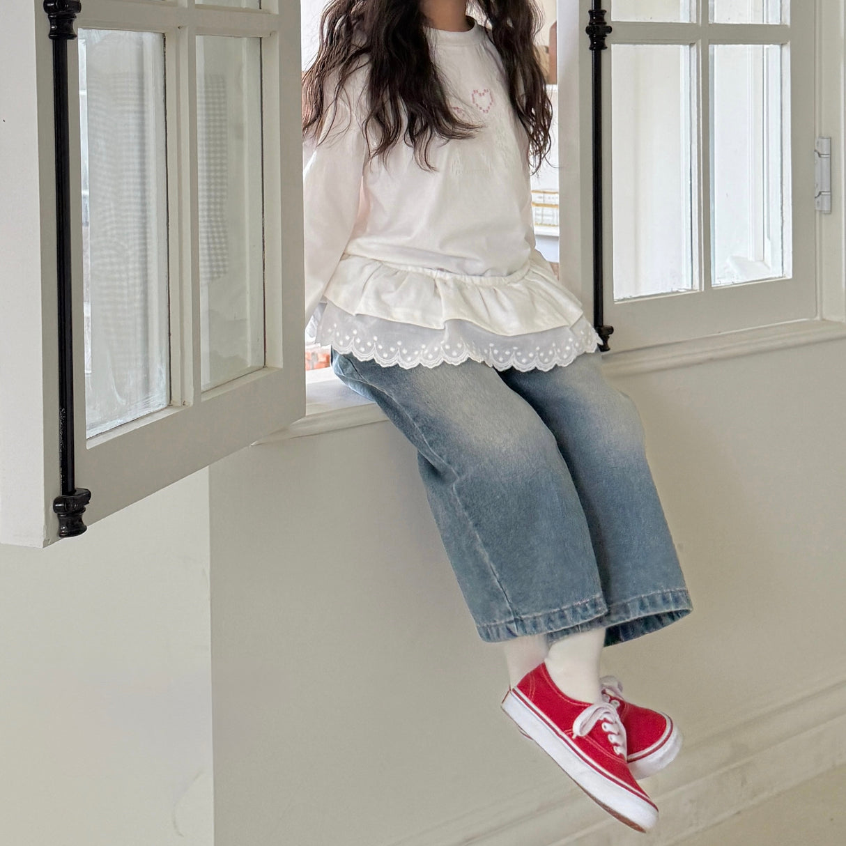 [PRE-ORDER] Bunny Ribbon String Tee